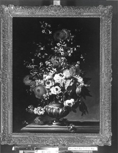 Sotheby's — Autore non indicato - sec. XVII/ XVIII - Natura morta con vaso di fiori — insieme